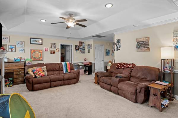 103 Farms Bridge RD, Inman, SC 29349