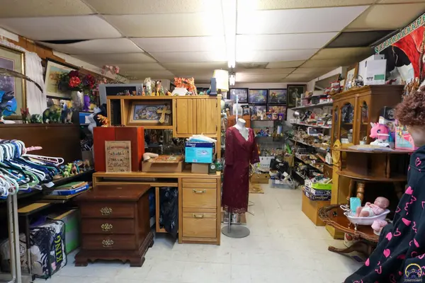 203 Commercial St, Emporia, KS 66801