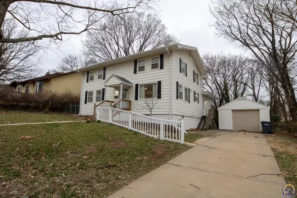 1729 W Wilman Ct, Emporia, KS 66801