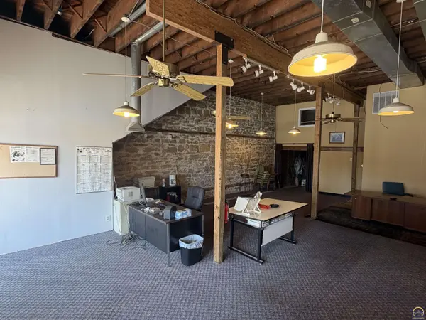 615 S Topeka AVE, Lyndon, KS 66451