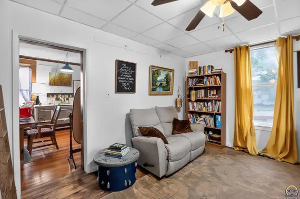416 W Sherman AVE, Madison, KS 66860
