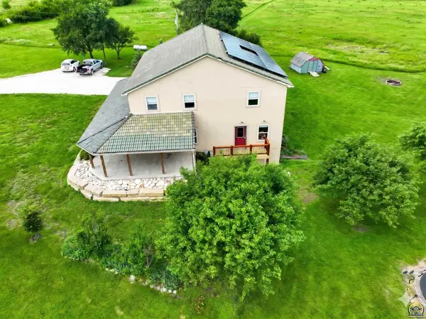 17200 C RD, Delia, KS 66418