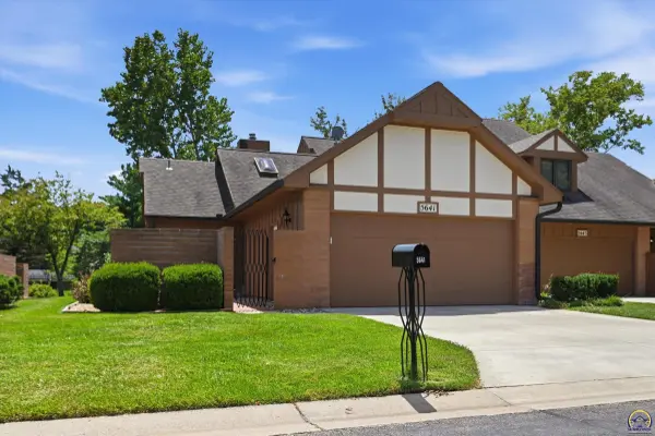 5641 Hawick LN, Topeka, KS 66614