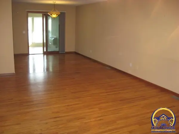1800 SE 44th Ter, Topeka, KS 66609