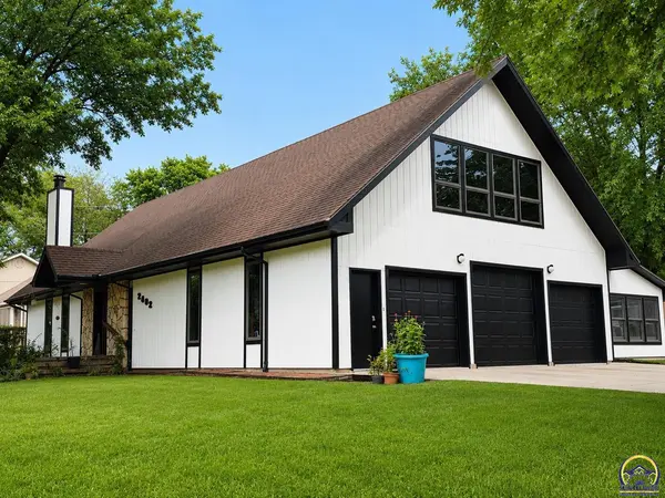 2802 Monterey Dr, Emporia, KS 66801