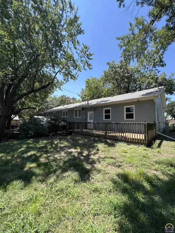 1510 Thompson St, Emporia, KS 66801