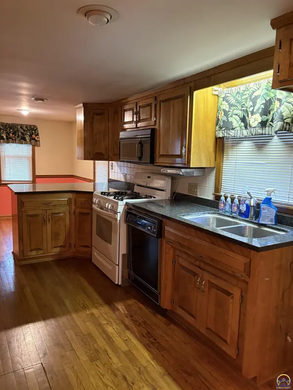 1305 NE Atchison AVE, Topeka, KS 66616