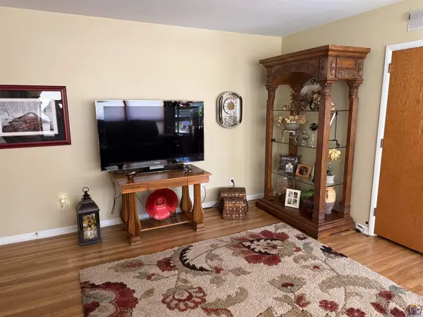 1301 SW Fillmore ST #Apt. #25 - 2nd floor, Topeka, KS 66604