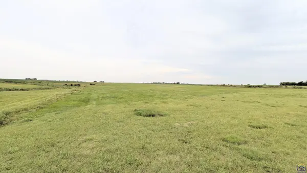 0 10th Rd, Burlington, KS 66839