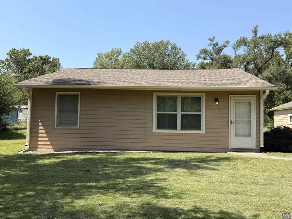 6129 NW Rochester RD, Topeka, KS 66617