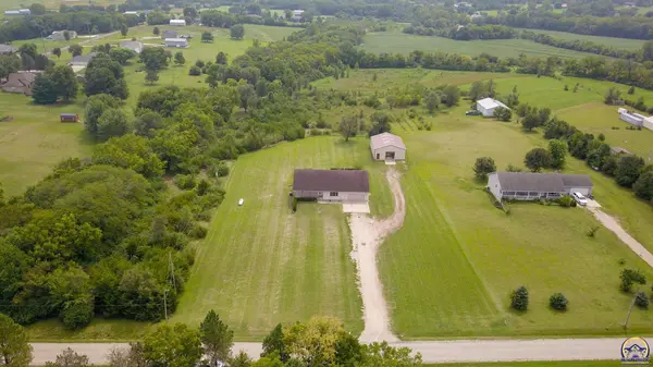 1449 NE 74th St, Meriden, KS 66512