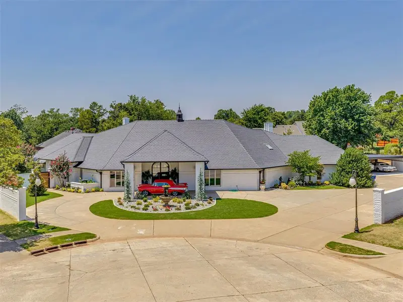 605 Sycamore CT, Blanchard, OK 73010