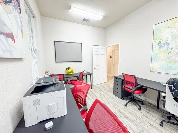 15901 Central Commerce DR #201, Pflugerville, TX 78660