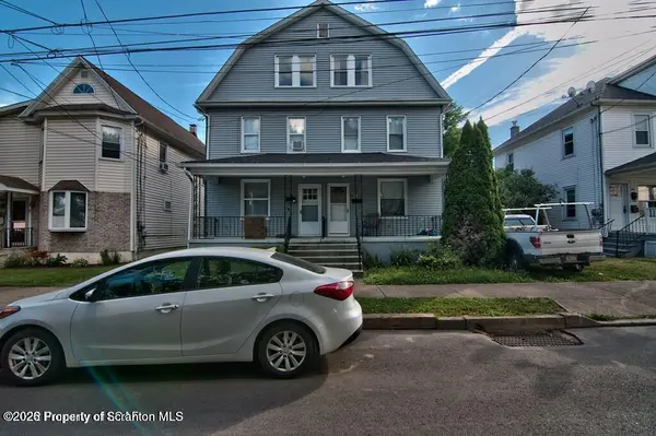 34 1/2 John ST, Kingston, PA 18704