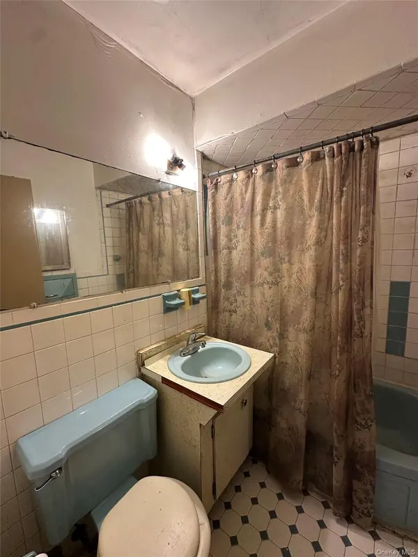 260 N Main Street #B-42, Spring Valley, NY 10977