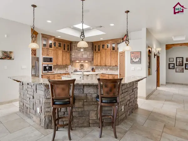 2711 Monte Bello DR, Las Cruces, NM 88011