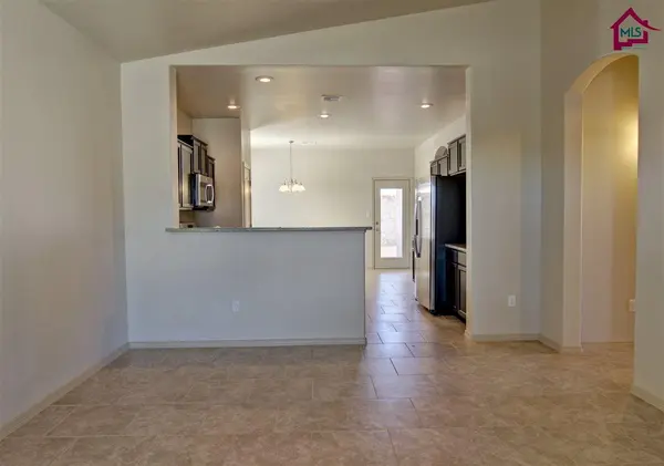 4864 Califa AVE, Las Cruces, NM 88012
