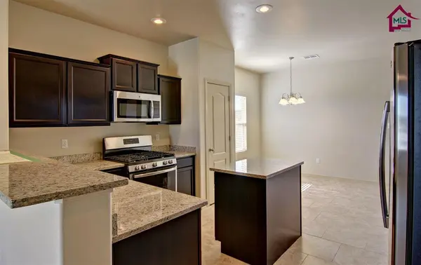 4864 Califa AVE, Las Cruces, NM 88012