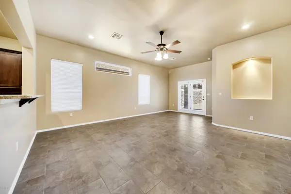 860 Cedar Park AVE, Santa Teresa, NM 88008