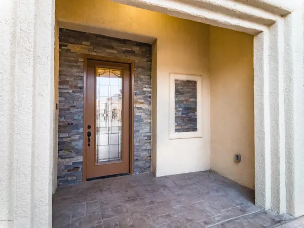 5315 Grove East DR, Sunland Park, NM 88063
