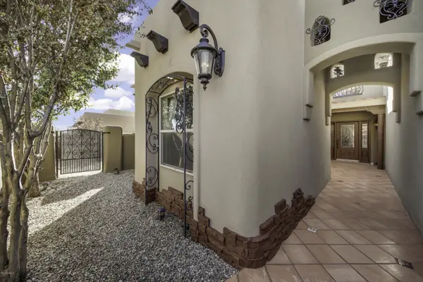 4351 Yavapai CT, Las Cruces, NM 88011