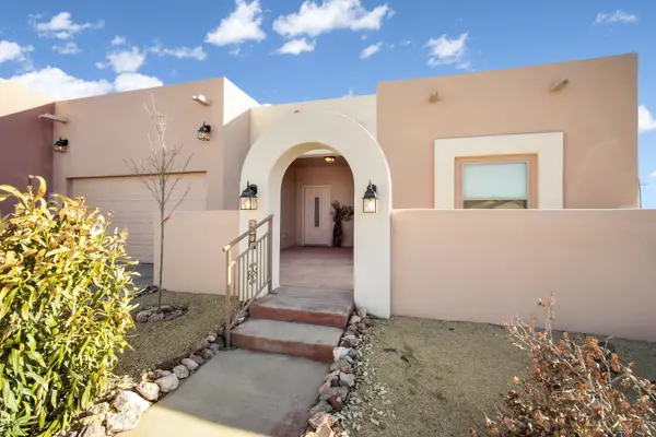 3896 Tayvis RD, Las Cruces, NM 88012