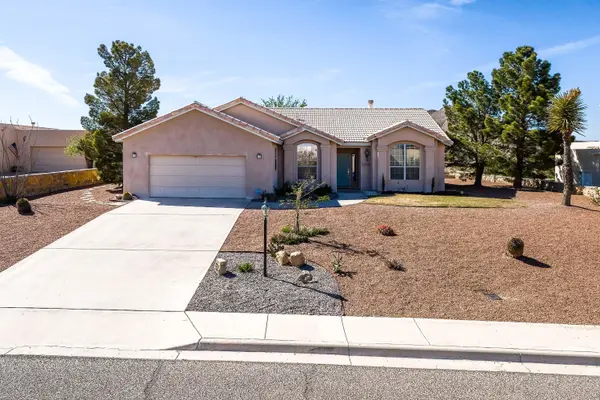 1355 Vista Del Cerro, Las Cruces, NM 88007