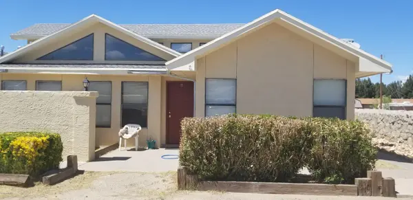 1000 Country Cove CT, Santa Teresa, NM 88008