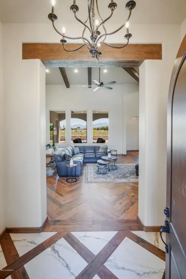 4265 Dulcinea DR, Las Cruces, NM 88005