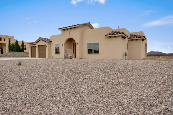 102 Sitka Deer ST, Las Cruces, NM 88007