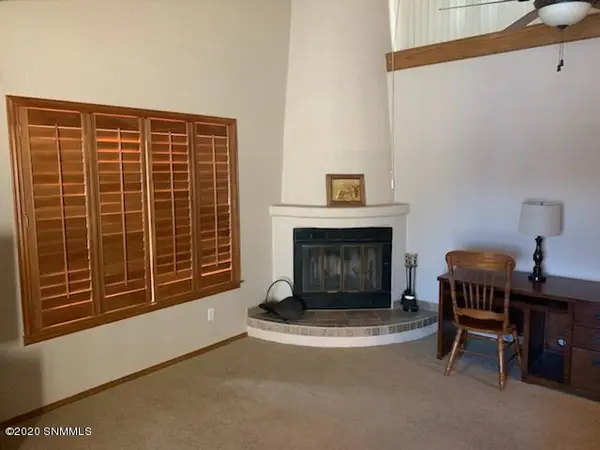 2009 Camelot DR, Las Cruces, NM 88005