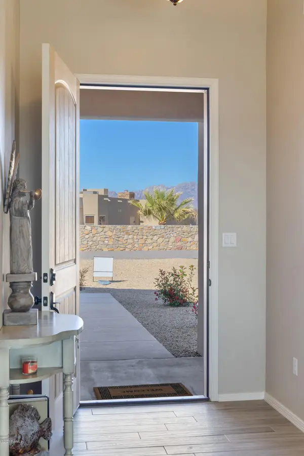 423 Rancho Verde CT, La Mesa, NM 88044
