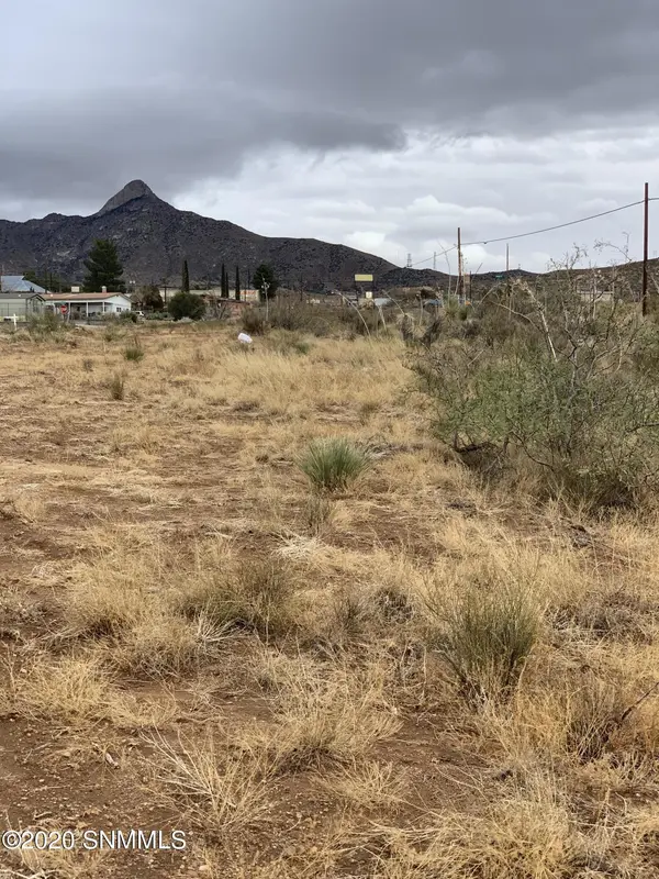 5680 Fifth ST, Organ, NM 88052