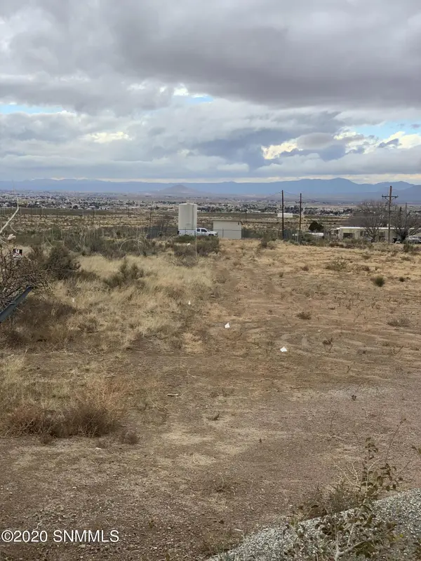 5680 Fifth ST, Organ, NM 88052