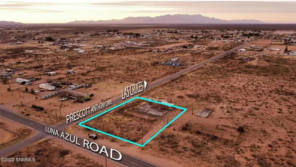 600 Luna Azul DR, Chaparral, NM 88081