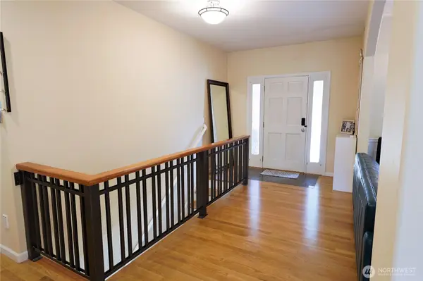 18709 68th ST E, Bonney Lake, WA 98391