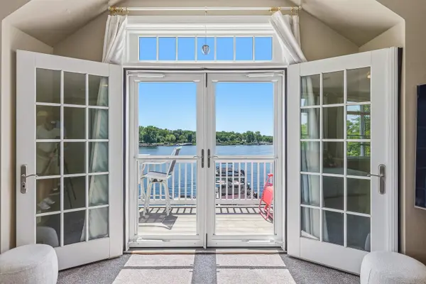 487 PARK DR #301, Green Lake, WI 54941