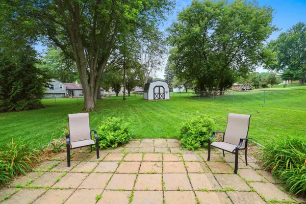 2925 DEVROY LN, Green Bay, WI 54313