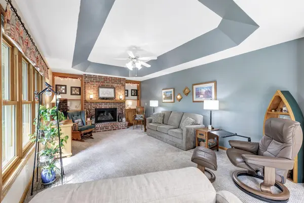 3097 MERCEDES DR, Green Bay, WI 54313
