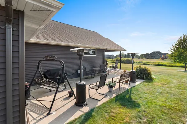 N3025 STEEPLE DR, Appleton, WI 54913-7897