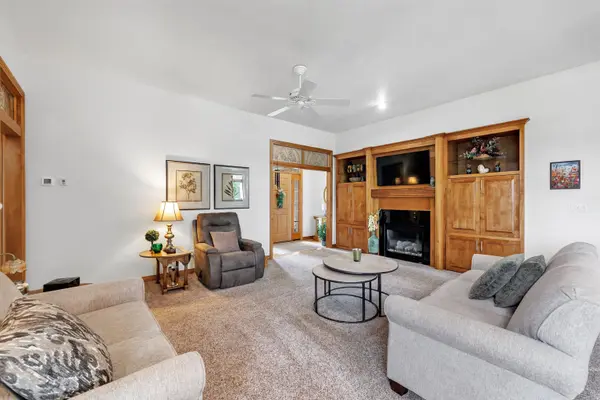 3767 MISTY MEADOW LN, De Pere, WI 54115