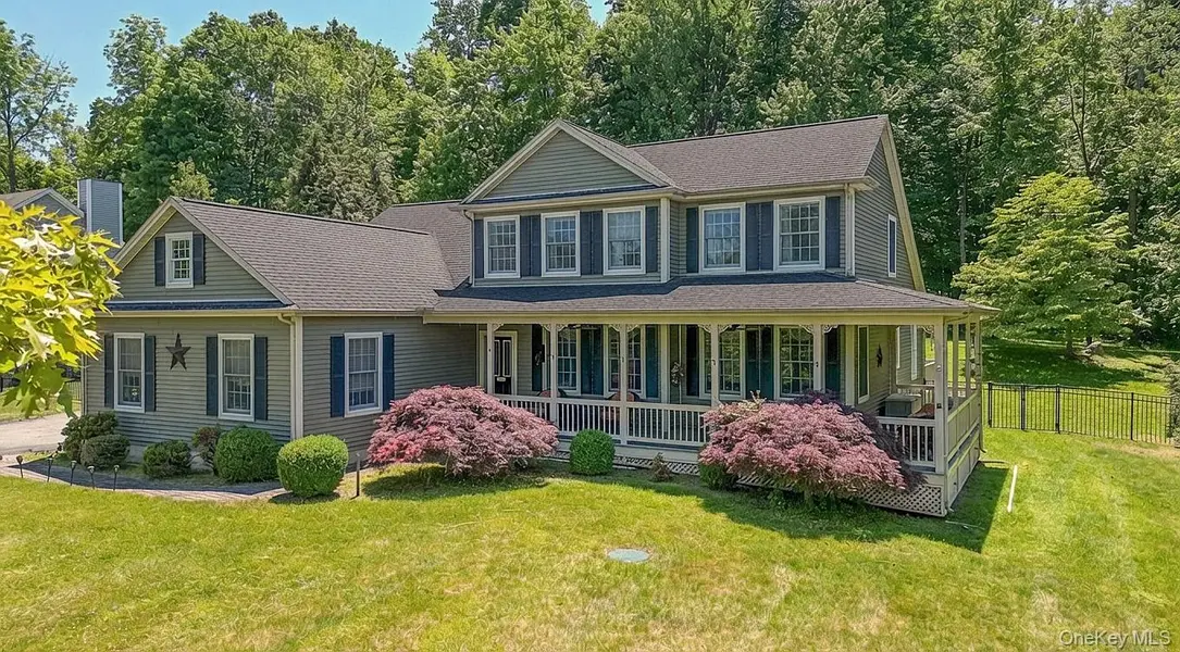 42 Somerset LN, Warwick, NY 10990