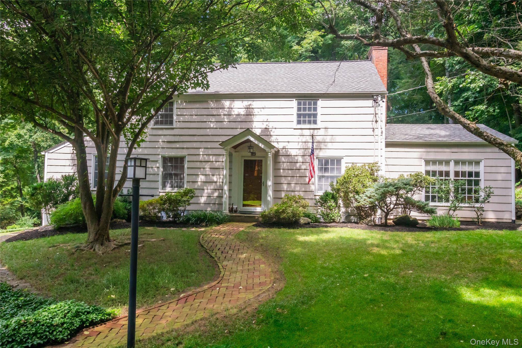 35 Marcourt DR, Chappaqua, NY 10514