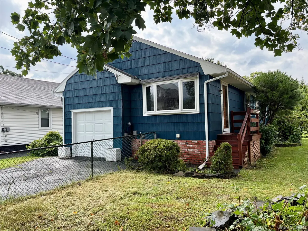 21 S Brett, Beacon, NY 12508