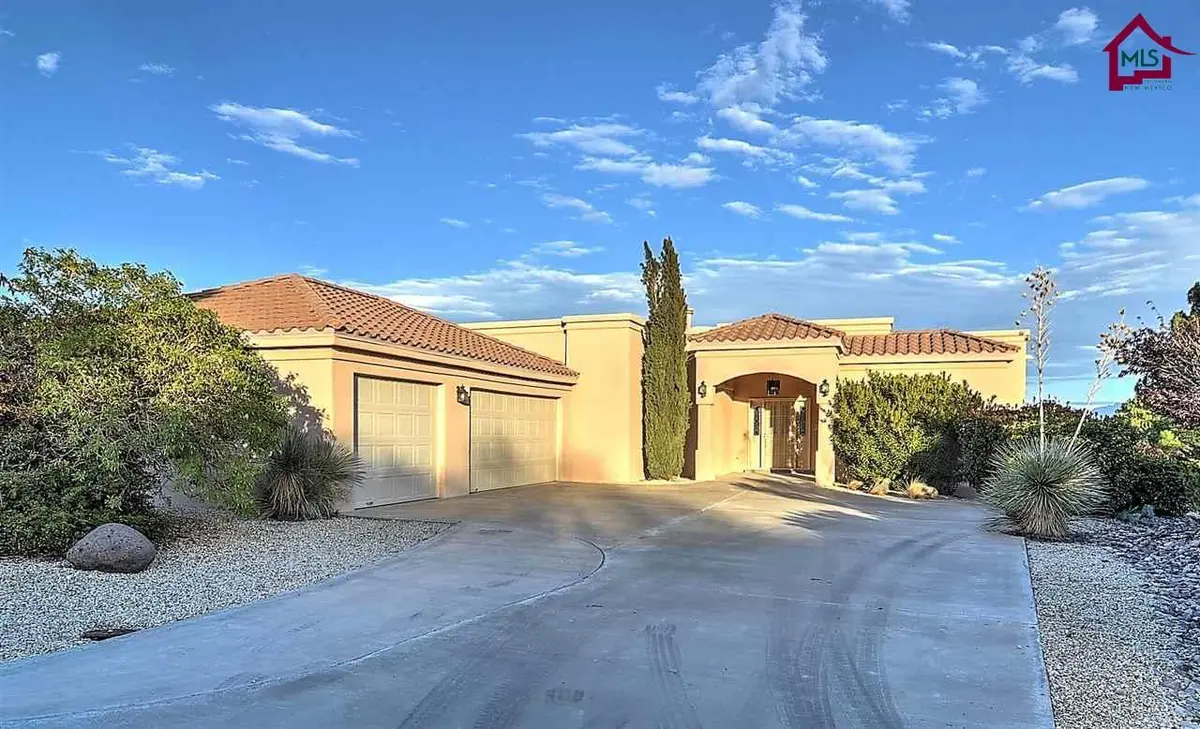 1260 Vista Del Monte, Las Cruces, NM 88007