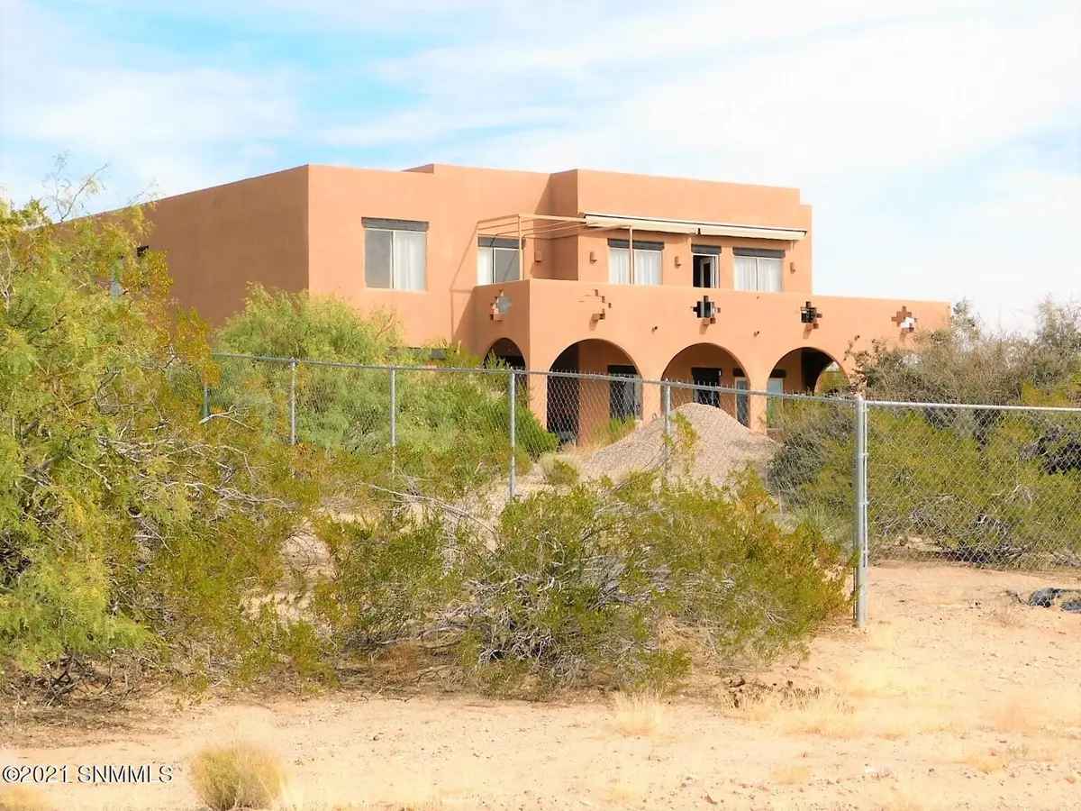 39 Underwood Blvd., Elephant Butte, NM 87935