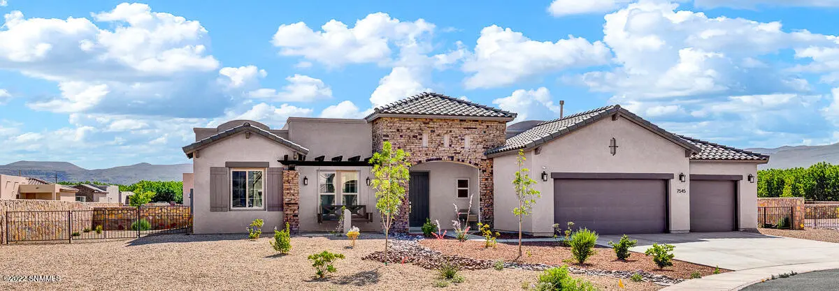 7545 Dominiques PL, Las Cruces, NM 88007