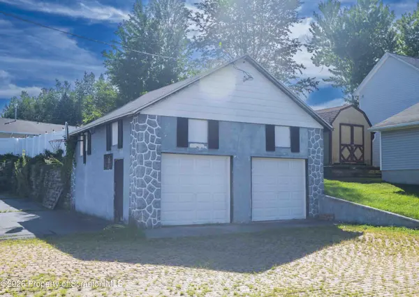 77-79 Fallbrook ST, Carbondale, PA 18407