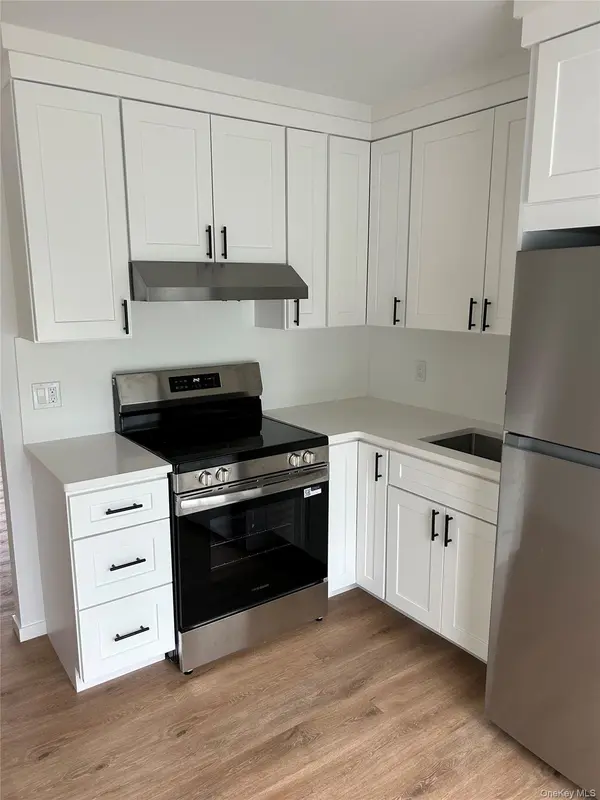 325 Montauk HWY #1, Westhampton Beach, NY 11978