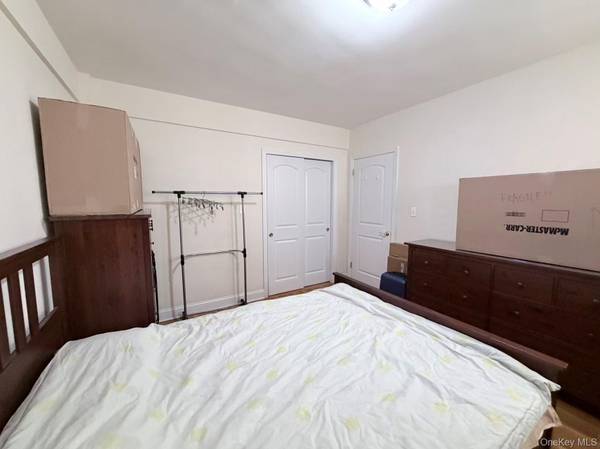 141-48 78th Ave #3G, Flushing, NY 11367